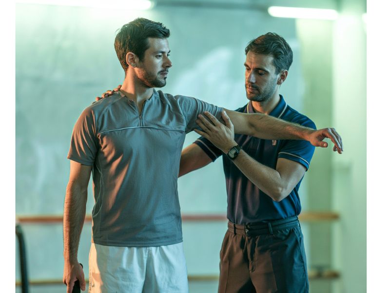 Diagnostyka funkcjonalna, badanie zakresu ruchu oraz stabilności barku